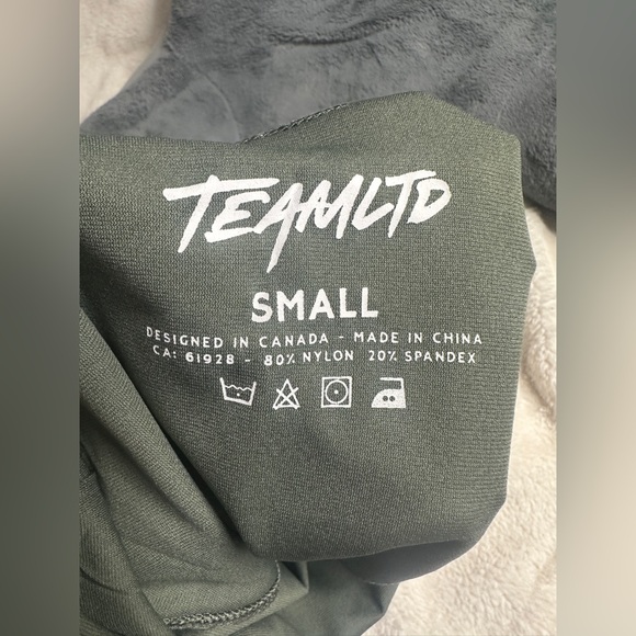 TEAMLTD FLORAL BATHING SUIT GREEN - Picture 4 of 6